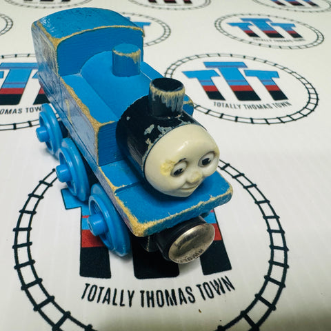 Thomas Flat Magnet with Staples #26 Rare Poor Condition Wooden - Used