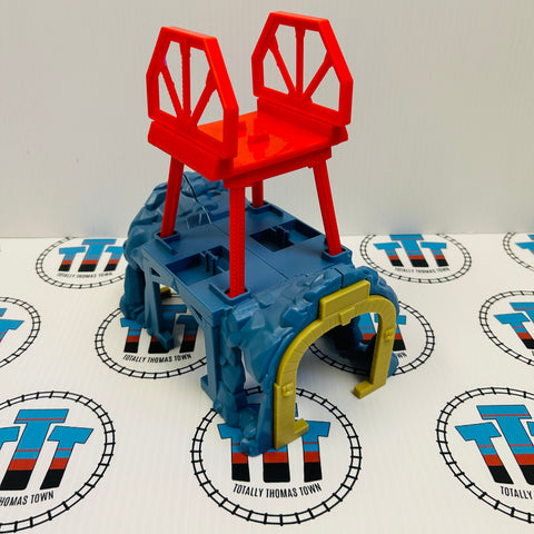 Three-Tier Tunnel (Blue) Used - Trackmaster Revolution