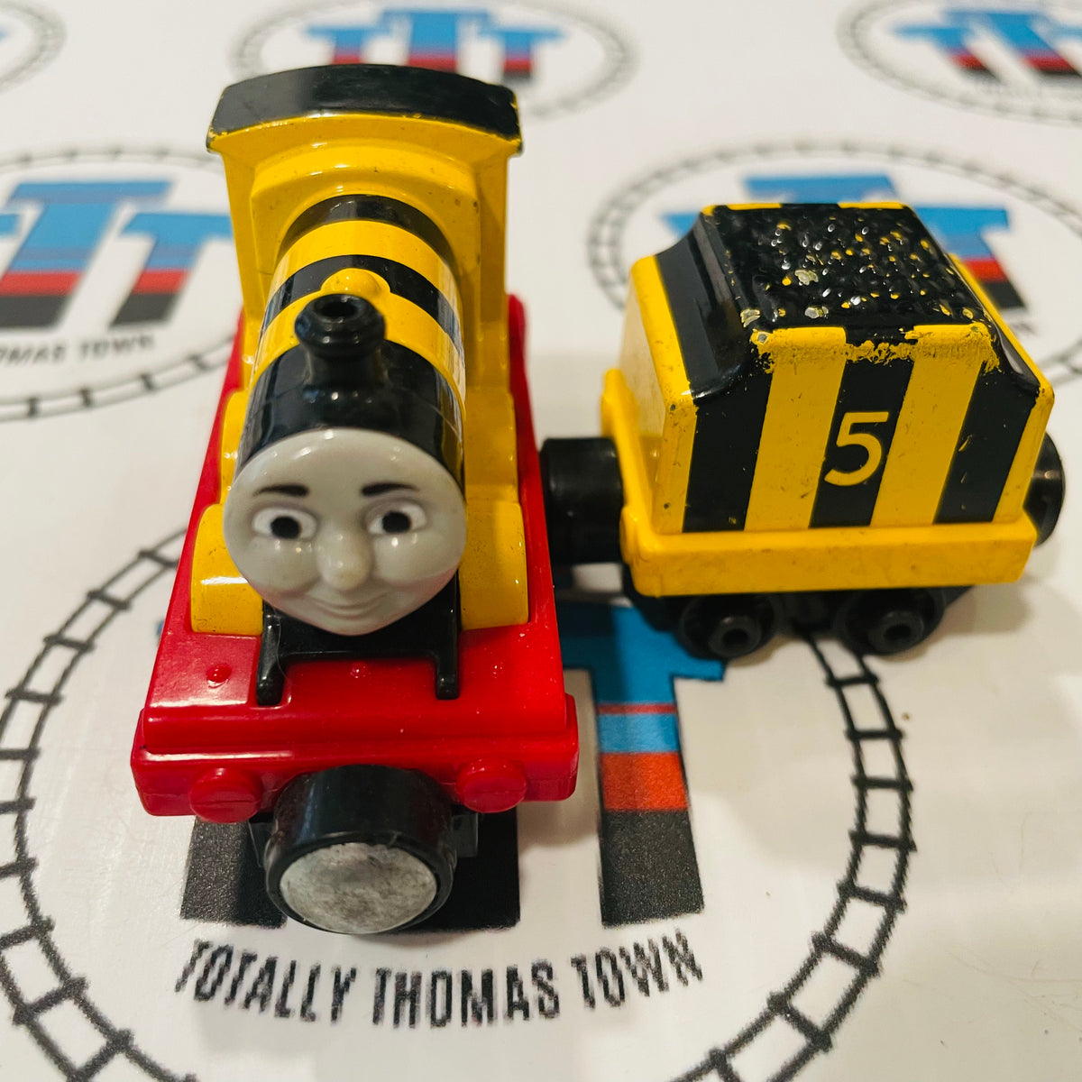 Busy Bee James (2013) Used - Take N Play – Totally Thomas Town